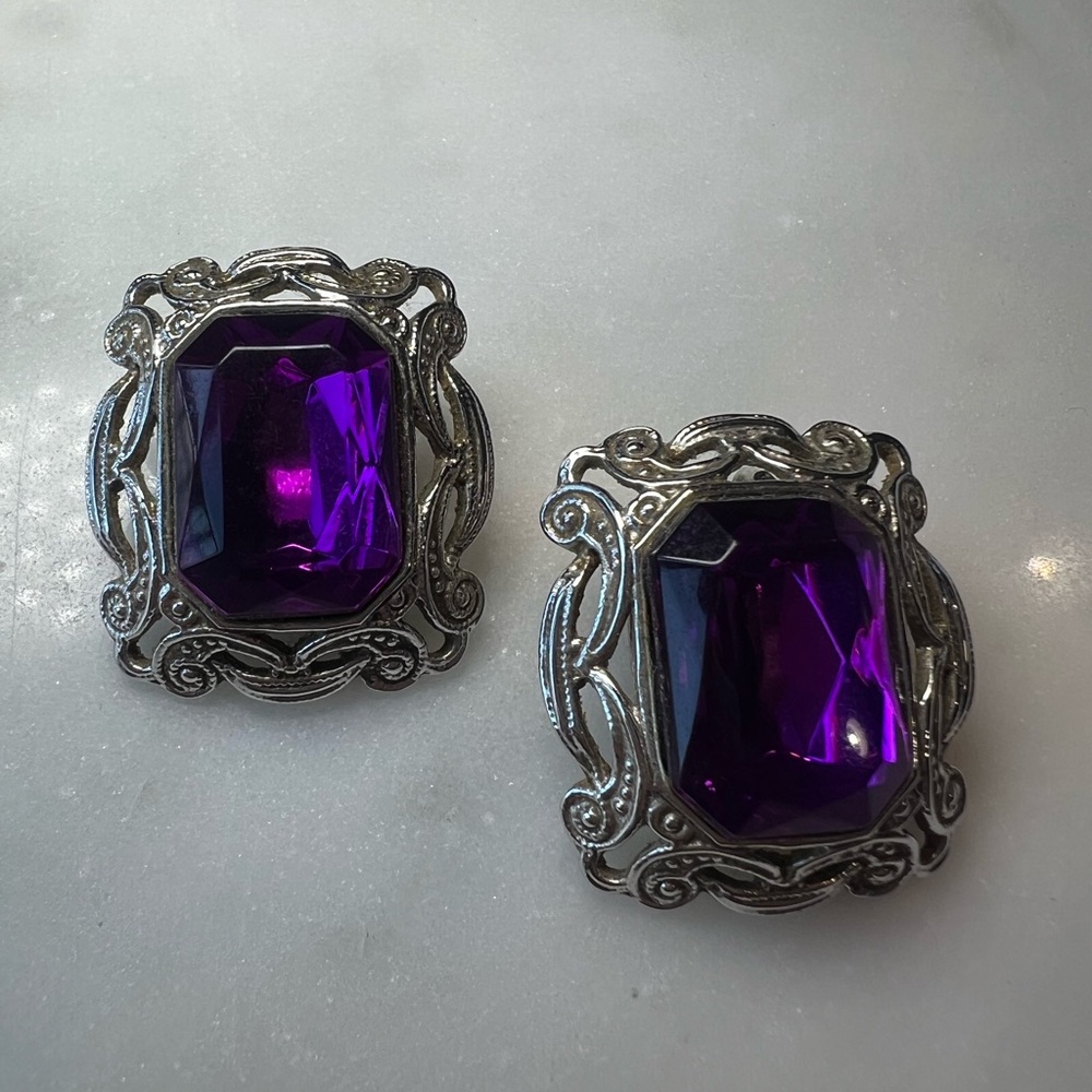 Vintage Purple Faceted Statement Clip-On Earrings Silver Tone Ornate - Picture 2 of 5